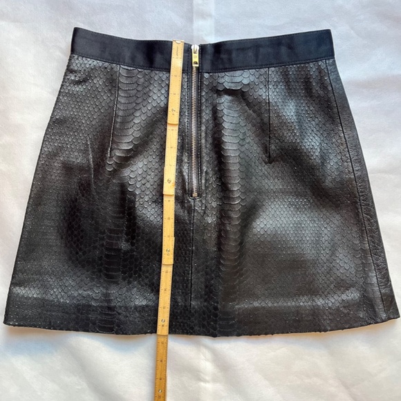 NWT Giambattista Valli x H&M Leather Snake Reptile Cocktail Mini Skirt 8 - Picture 6 of 13